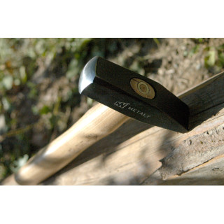 Naklepávacie kladivo so šošovkovitou leštenou plochou